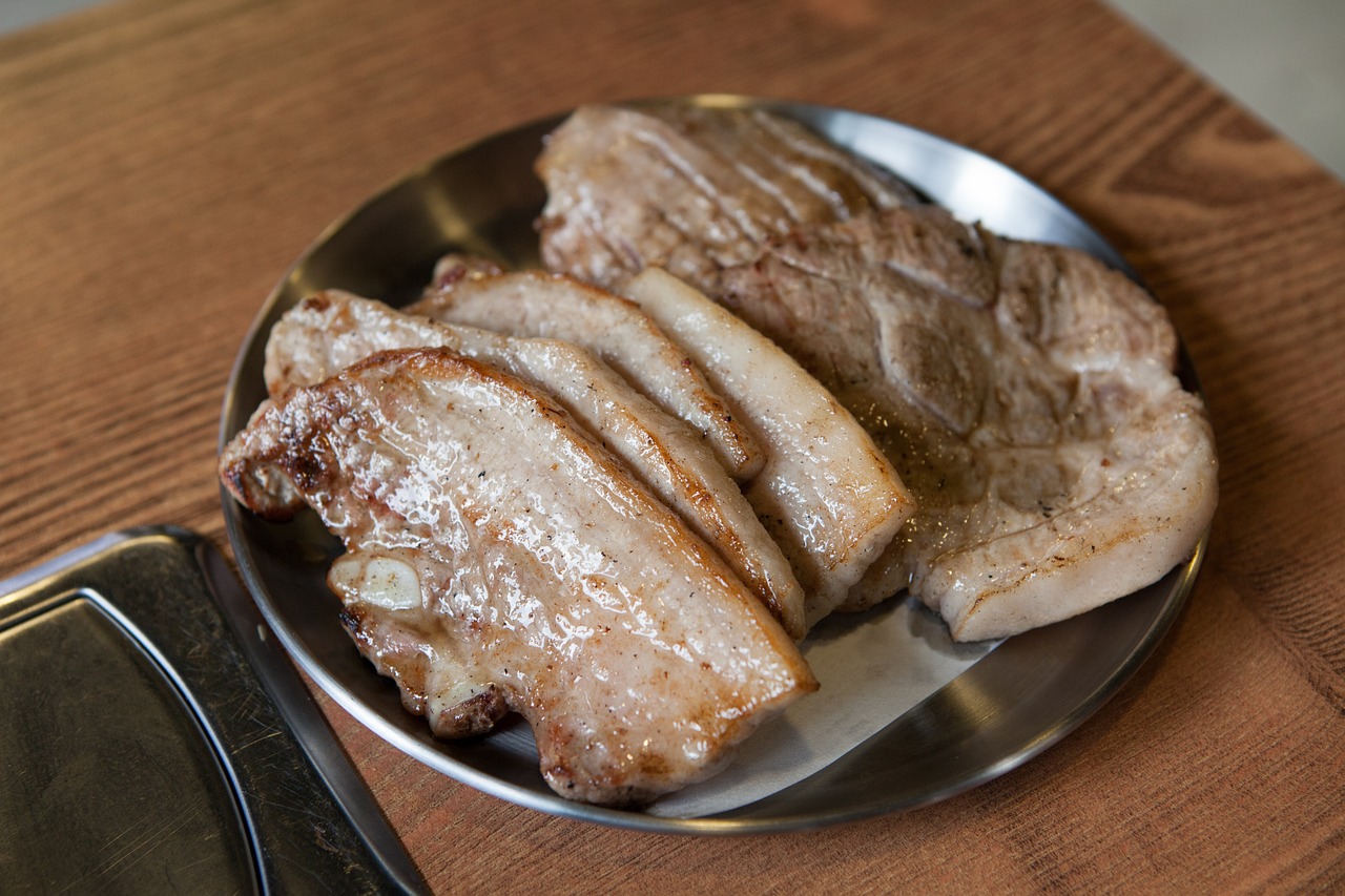 鲫鱼怎么给孕妈供卵生的宝宝做辅食（鲫鱼怎么做辅食给孕妈供卵生的宝宝吃）