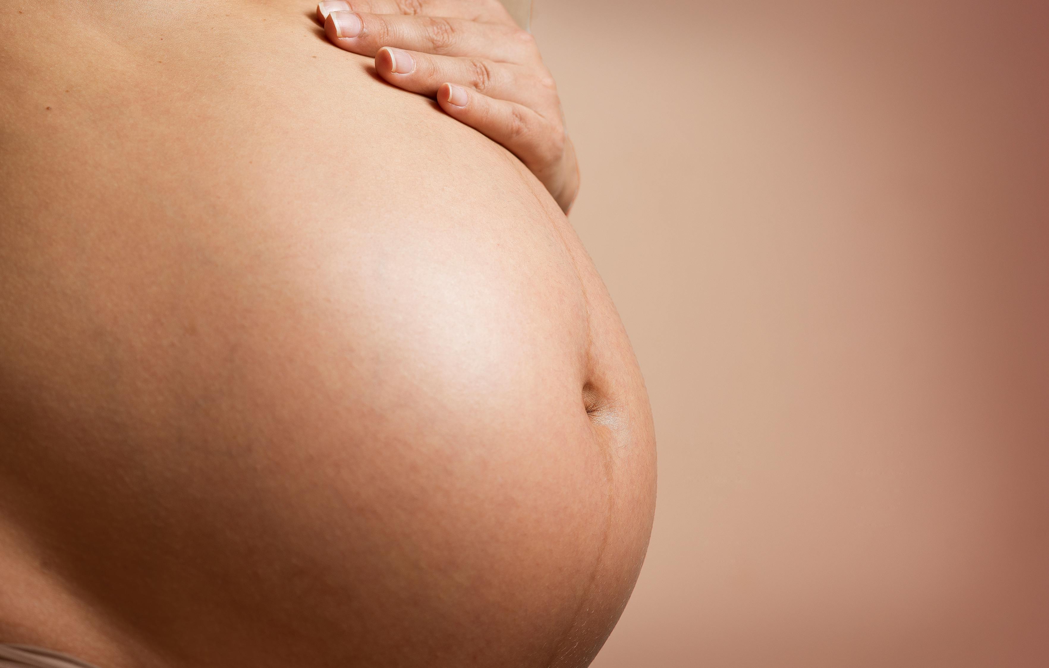 孕妇九个月孕妈供卵生的宝宝图片（孕妇9个月孕妈供卵生的宝宝图片）